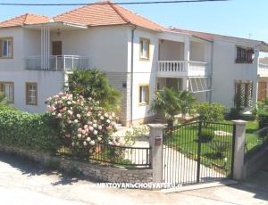 Apartmanok FIO