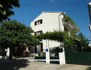 Apartmanok Milka-Jure Srima-Vodice