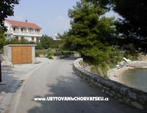 Apartmanok Danijela Karma