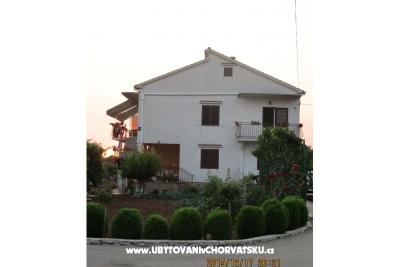 Colić Apartmanok 