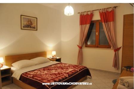 Apartmanok Čumbelić fotó 5