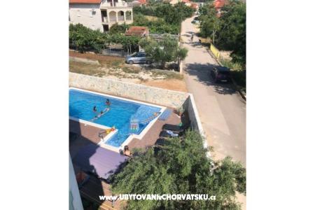 Apartmanok Denis fotó 3