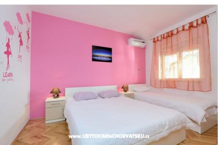 Apartmanok Mareta fotó 3