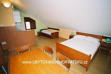 Apartmanok Žrvnar fotó 3