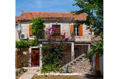 Apartmanok Bauer Biograd Horvátország