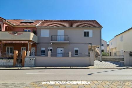 Apartmanok Ćelić Biograd Horvátország