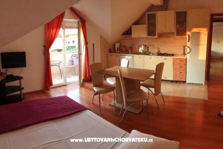 Apartmanok Krajnović Biograd fotó 2