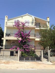 Apartmanok Mara  Biograd Horvátország