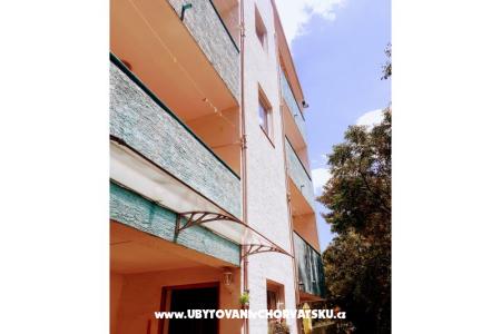 VILLA BERNARD..150 m plaža DRAŽICA Biograd Horvátország