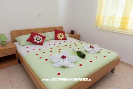 Apartmanok Tiho i Jelena fotó 4