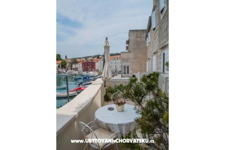 Apartmanok Tonsic Sutivan Brač sziget Horvátország