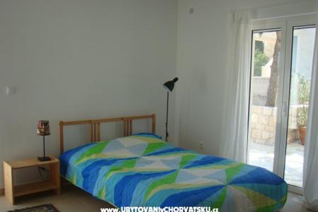 Apartament Villa Jolanda Milna  fotó 3