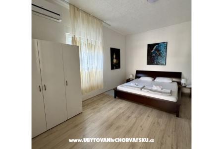Apartmanok ĐINA Selce fotó 2