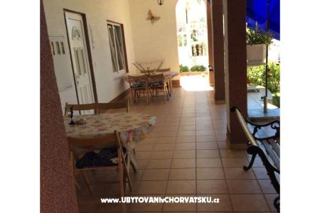 Apartmanok Nina fotó 5