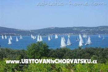 Apartmanok Burazin fotó 3
