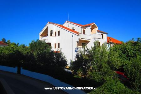 Apartmanok FJAKA Sv. Filip i Jakov Horvátország