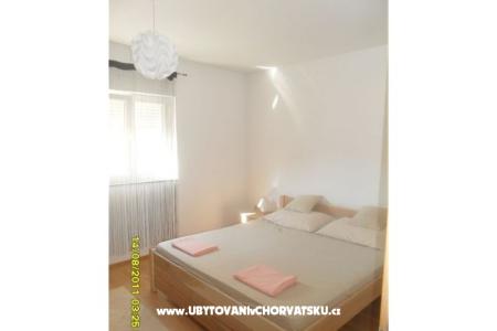 Apartmanok Kalova fotó 5