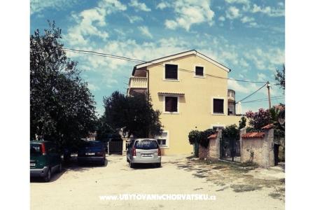 Apartmanok Pirović fotó 2