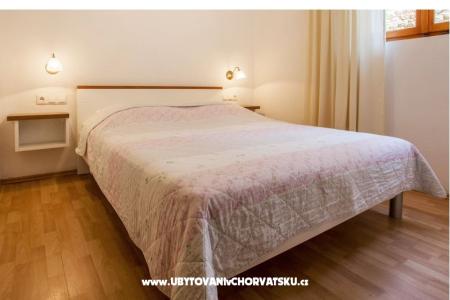 Villa pod borom fotó 5