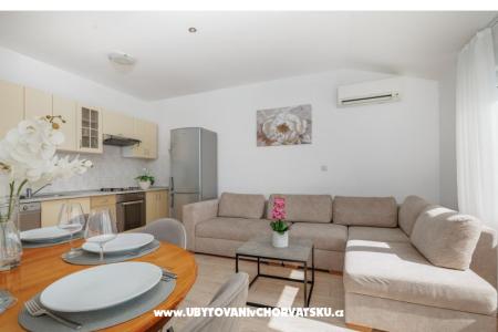 Apartmanok Panorama Igrane Horvátország