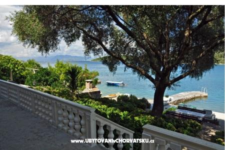 Beachfront apartments Ruskovic Drace & Trstenik Horvátország