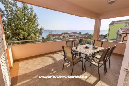 Apartmanok Dina fotó 5