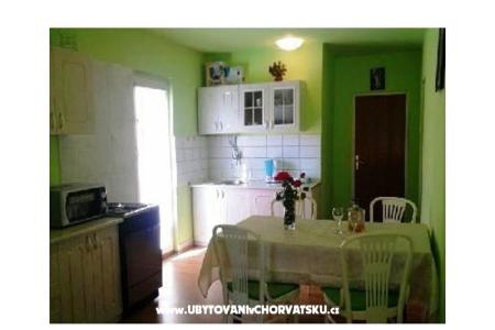 Villa Sandra - apartmani s  bazenom fotó 4