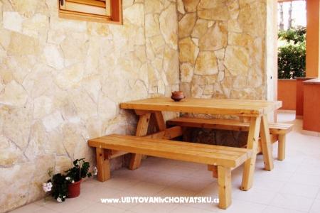 Apartmanok Lili fotó 5
