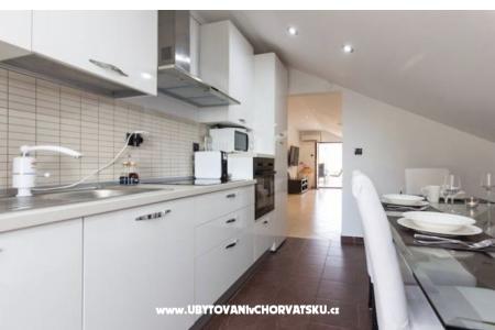 Moderan apartman za 2-10 osoba  fotó 3