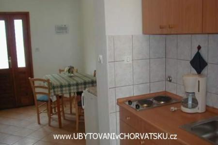 Apartmanok Karabaic fotó 4