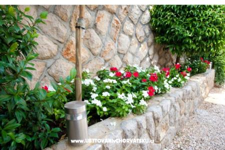 Lucia Apartmanok fotó 4
