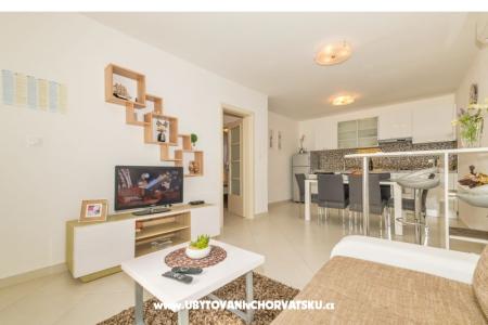 Makarska 1 fotó 2