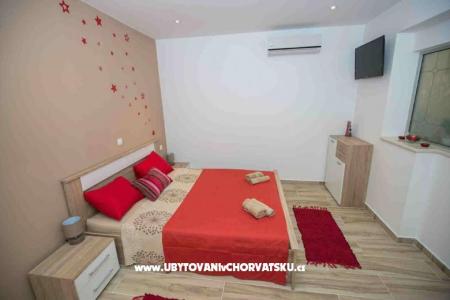 Luxury Apartmanok Makarska fotó 4