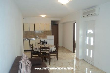 Apartmanok Vukelja fotó 4