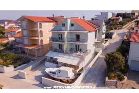 Apartmanok Petra  Marina - Trogir Horvátország