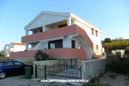 Apartmanok Maslenica fotó 2