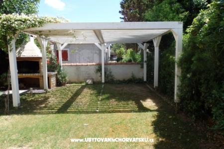 Apartmanok KRISTI fotó 4