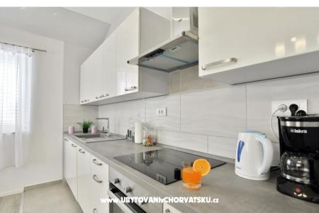 Apartmanok Mica fotó 3