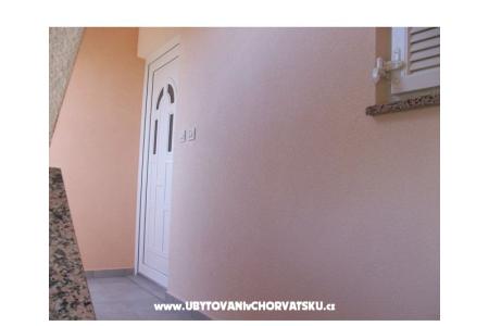 Oasis Apartmanok fotó 3