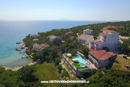 Macadams apartmani i restoran fotó 4