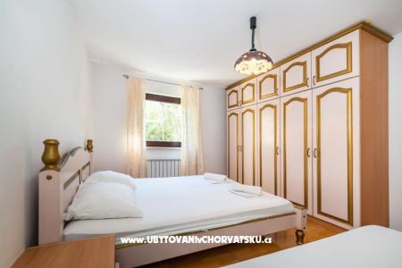 Villa Omra Apartmanok fotó 4