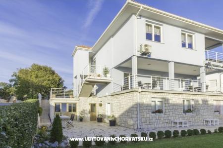 Apartmanok Milivojac Novi Vinodolski Horvátország