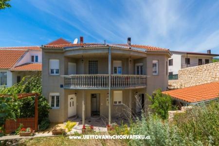 Apartmanok Lucia Novi Vinodolski Horvátország