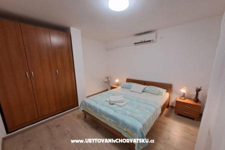 Apartmanok AGAVA Omiš Horvátország