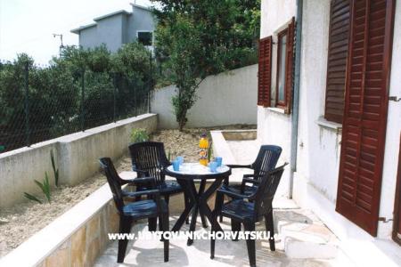 Apartmanok Arambašić Omiš Horvátország