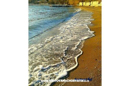 Apartmanok Beti fotó 3