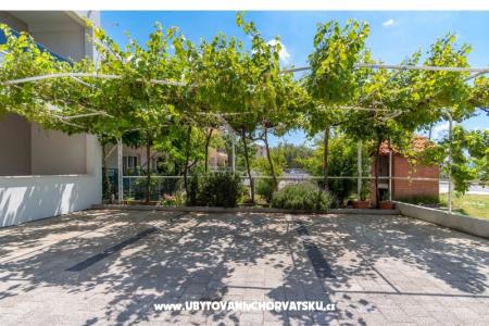 Apartmanok Felis fotó 3