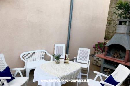 Apartmanok Maris fotó 4