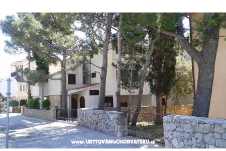 Apartmanok Patarčić Omiš Horvátország