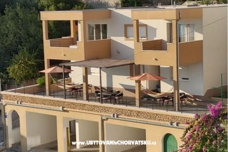 Apartmanok Rose Omiš Horvátország